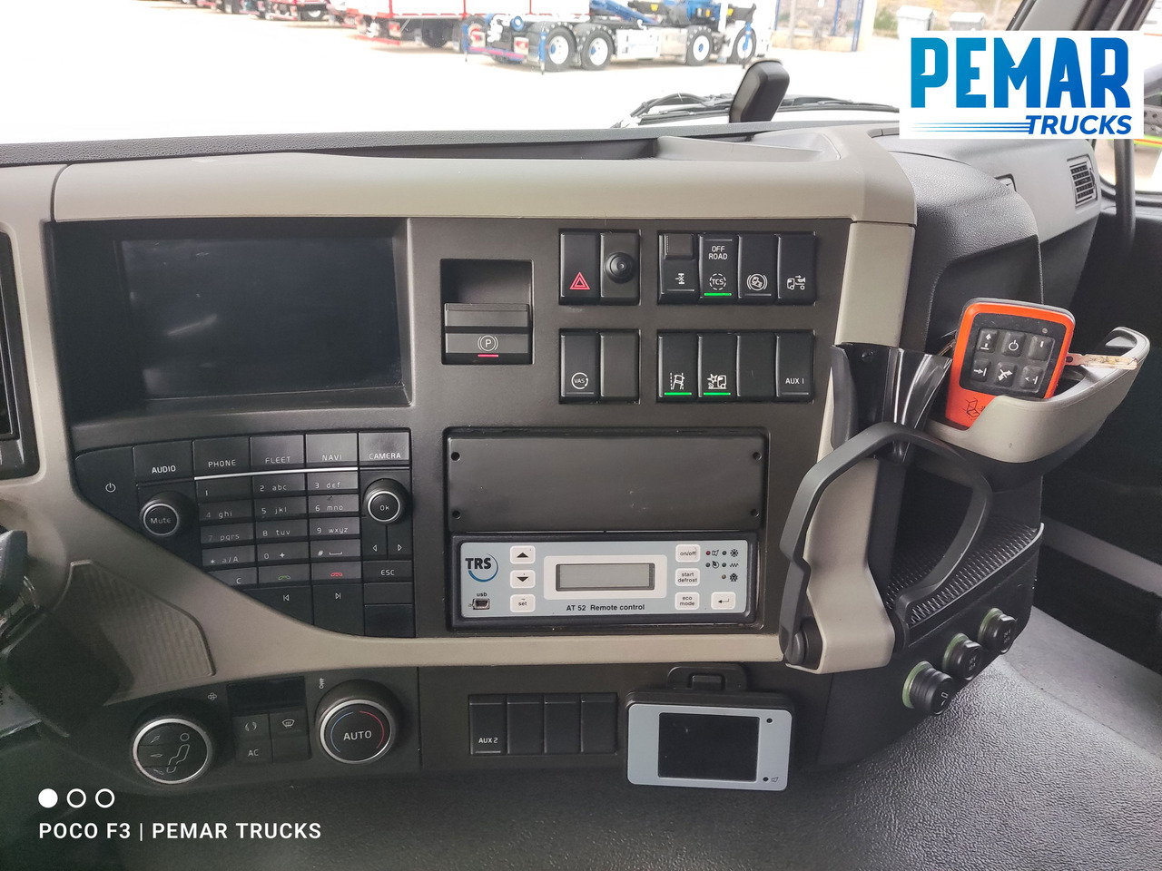 مبردة شاحنة VOLVO FM 330 4X2 FRIGORIFICO 18T EURO 6: صور 21