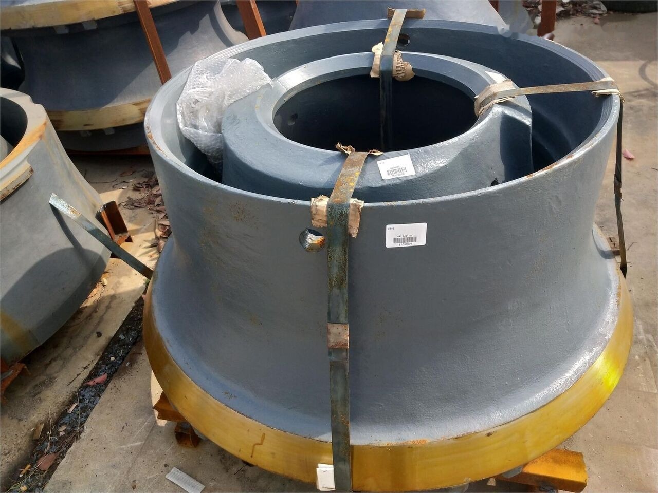 BOWL/CONCAVE/MANTLE/SPARE PARTS KINGLINK for Sandvik crushing plant - قطع الغيار: صور 4 BOWL/CONCAVE/MANTLE/SPARE PARTS KINGLINK for Sandvik crushing plant - قطع الغيار: صور 4