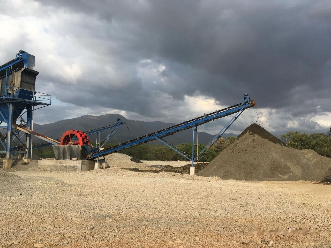 Kinglink 150TPH RIVER STONE CRUSHING PLANT - كسارة فكية: صور 4 Kinglink 150TPH RIVER STONE CRUSHING PLANT - كسارة فكية: صور 4