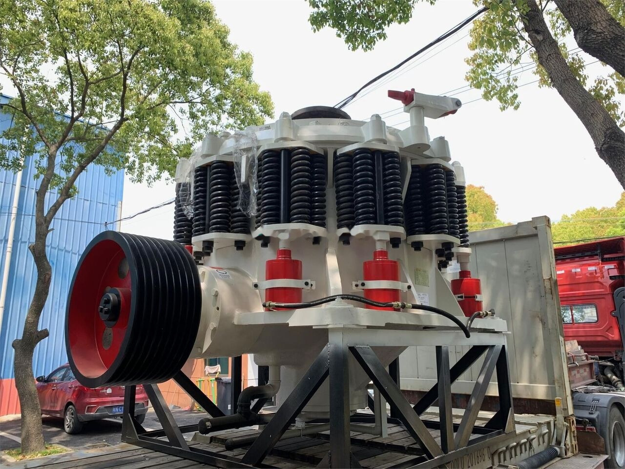 Kinglink 5.5 Feet Symons Cone Crusher KLC1680 - كسارة مخرو: صور 3 Kinglink 5.5 Feet Symons Cone Crusher KLC1680 - كسارة مخرو: صور 3