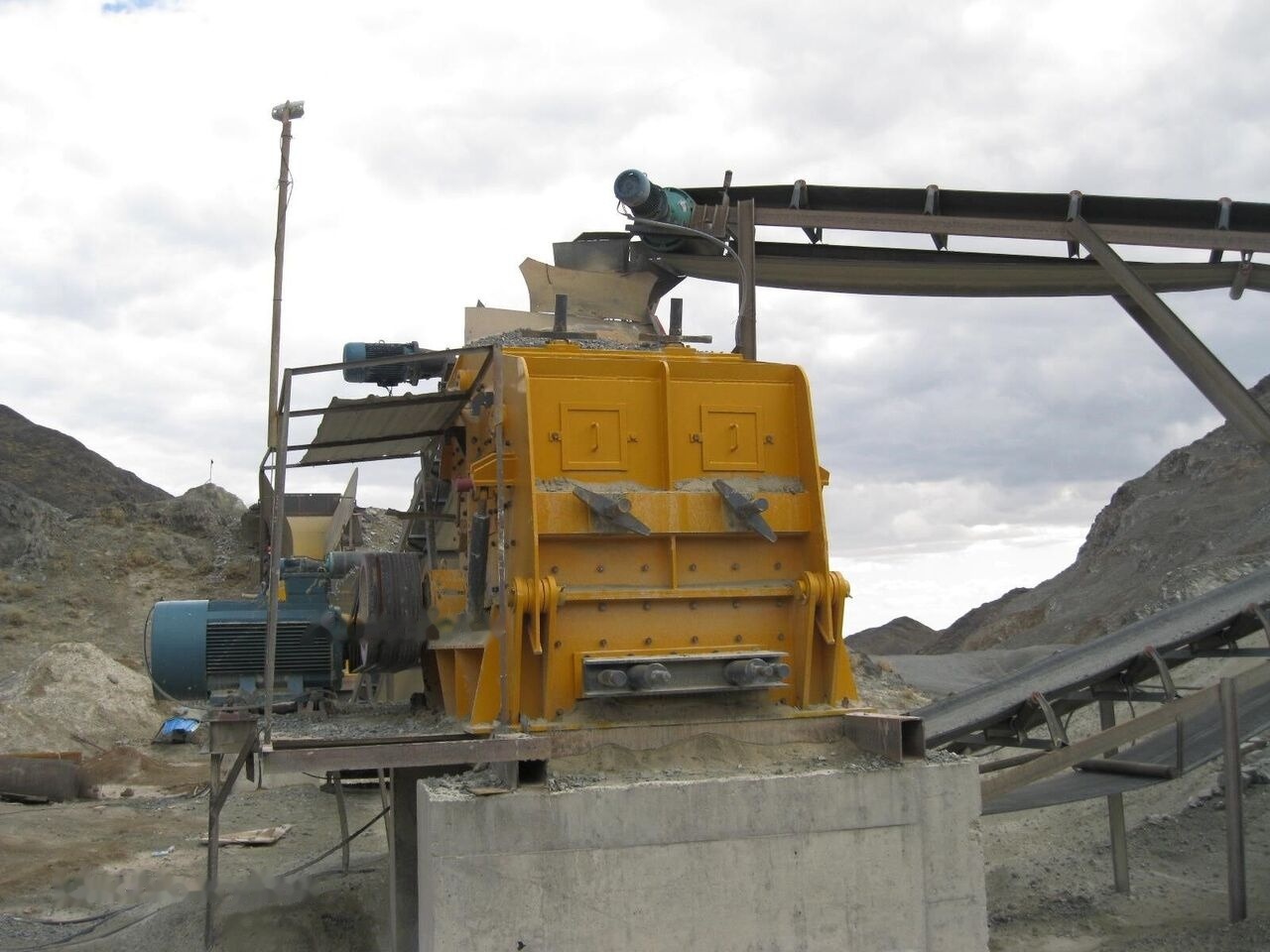 Kinglink Impact Crusher PF1315 - كسارة التصادمية: صور 3 Kinglink Impact Crusher PF1315 - كسارة التصادمية: صور 3