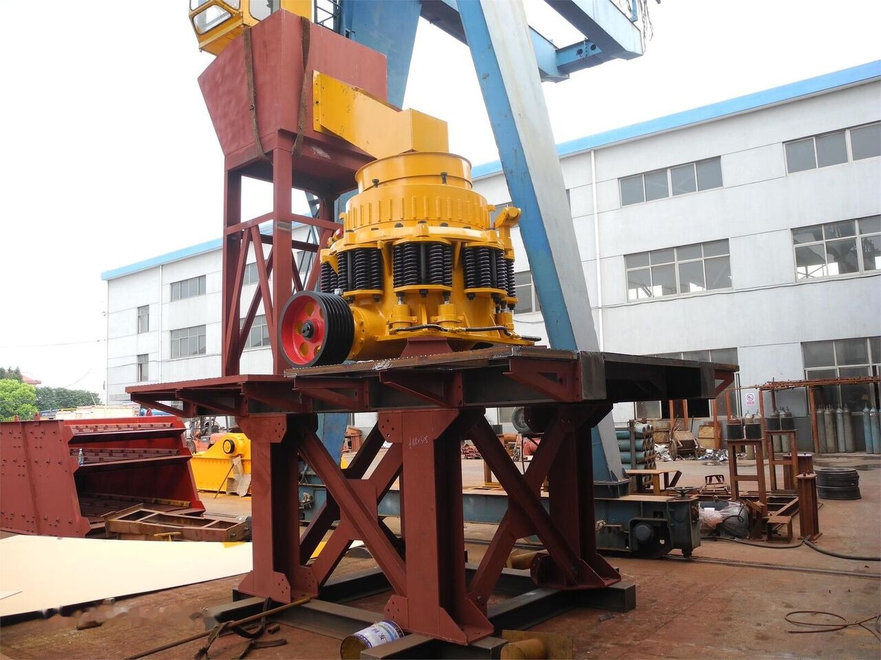 كسارة مخرو جديد Kinglink KLC1000 100TPH Silex Stone Cone Crusher: صور 8