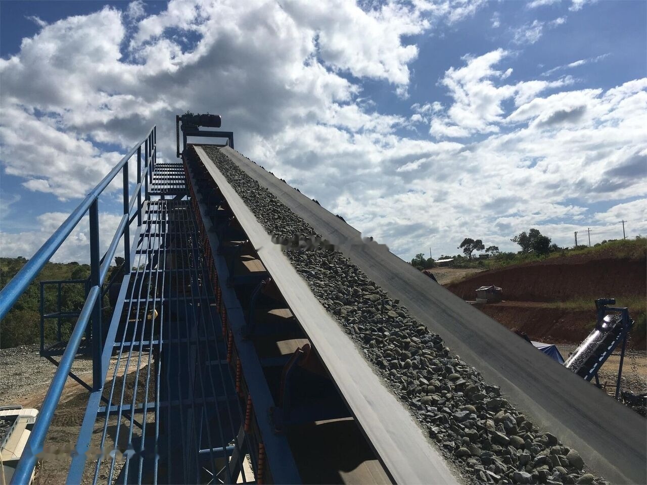 Kinglink USINE DE CONCASSAGE DE PIERRES DE RIVIÈRE DE 150 TPH - كسارة: صور 1 Kinglink USINE DE CONCASSAGE DE PIERRES DE RIVIÈRE DE 150 TPH - كسارة: صور 1