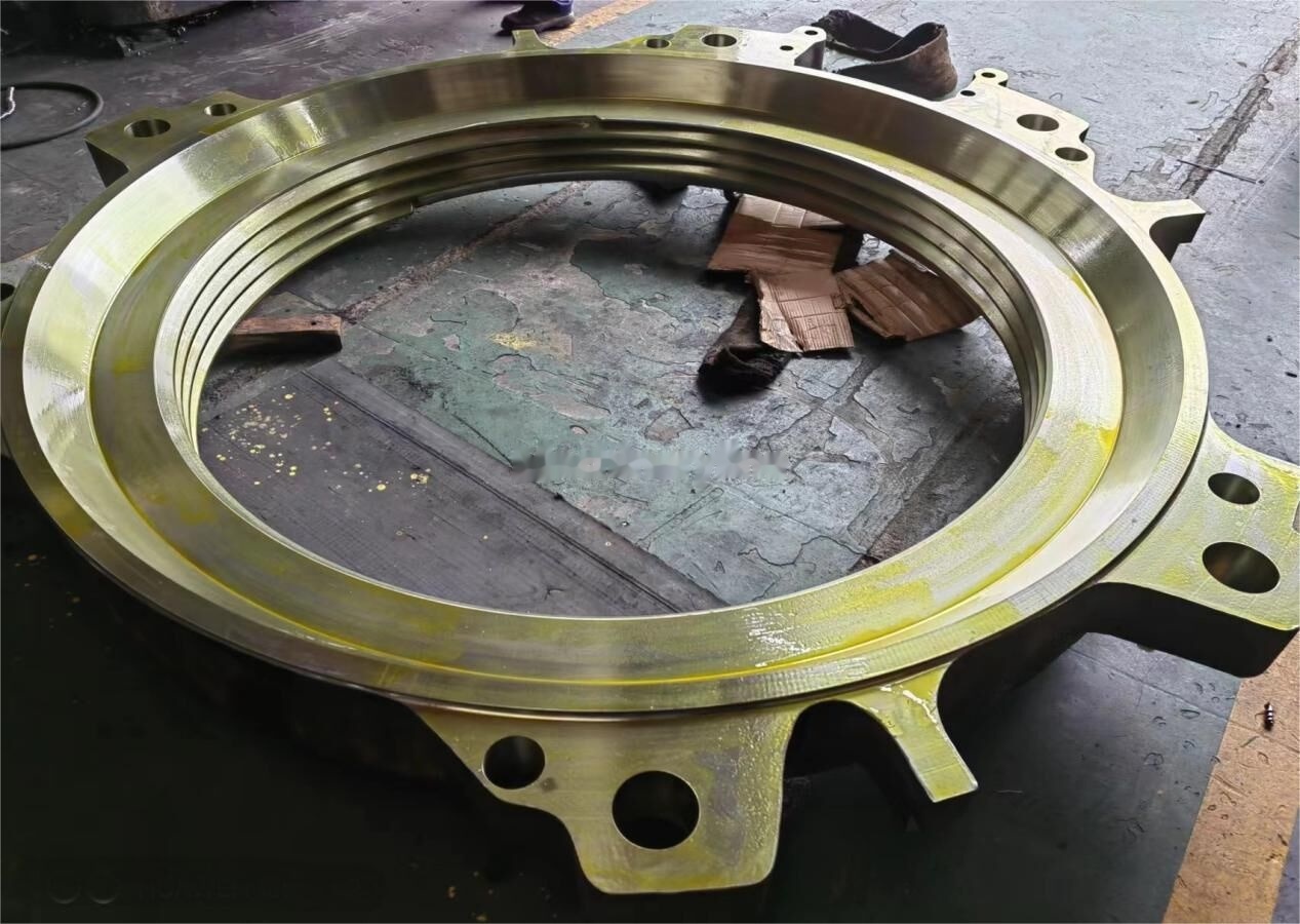 Metso Adjustment Ring for Metso HP500 Cone Crusher - كسارة مخرو: صور 1 Metso Adjustment Ring for Metso HP500 Cone Crusher - كسارة مخرو: صور 1