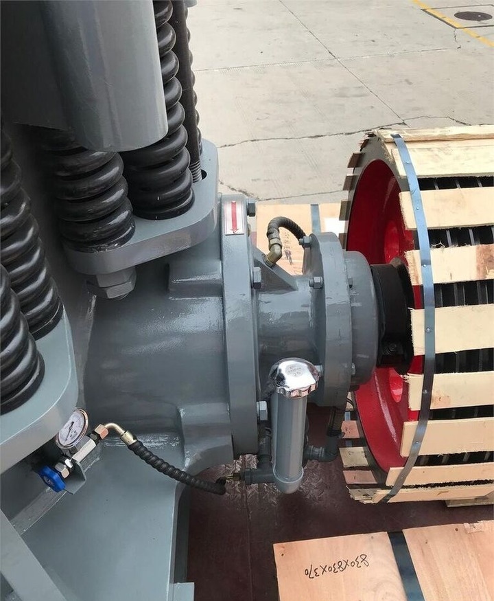 Nordberg 3 FT SYMONS CONE CRUSHER - كسارة مخرو: صور 2 Nordberg 3 FT SYMONS CONE CRUSHER - كسارة مخرو: صور 2