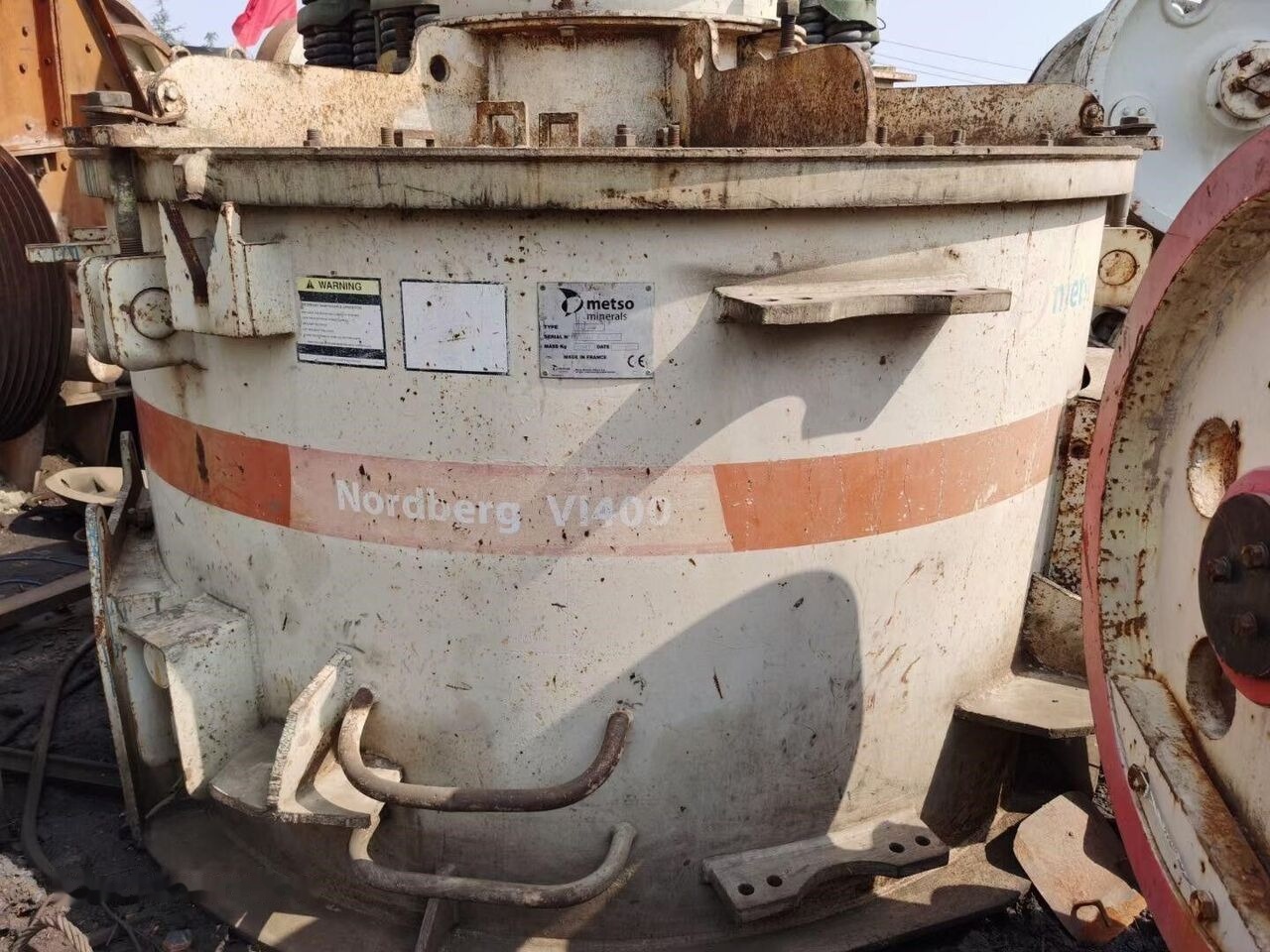 Nordberg VI400 - كسارة مخرو: صور 1 Nordberg VI400 - كسارة مخرو: صور 1