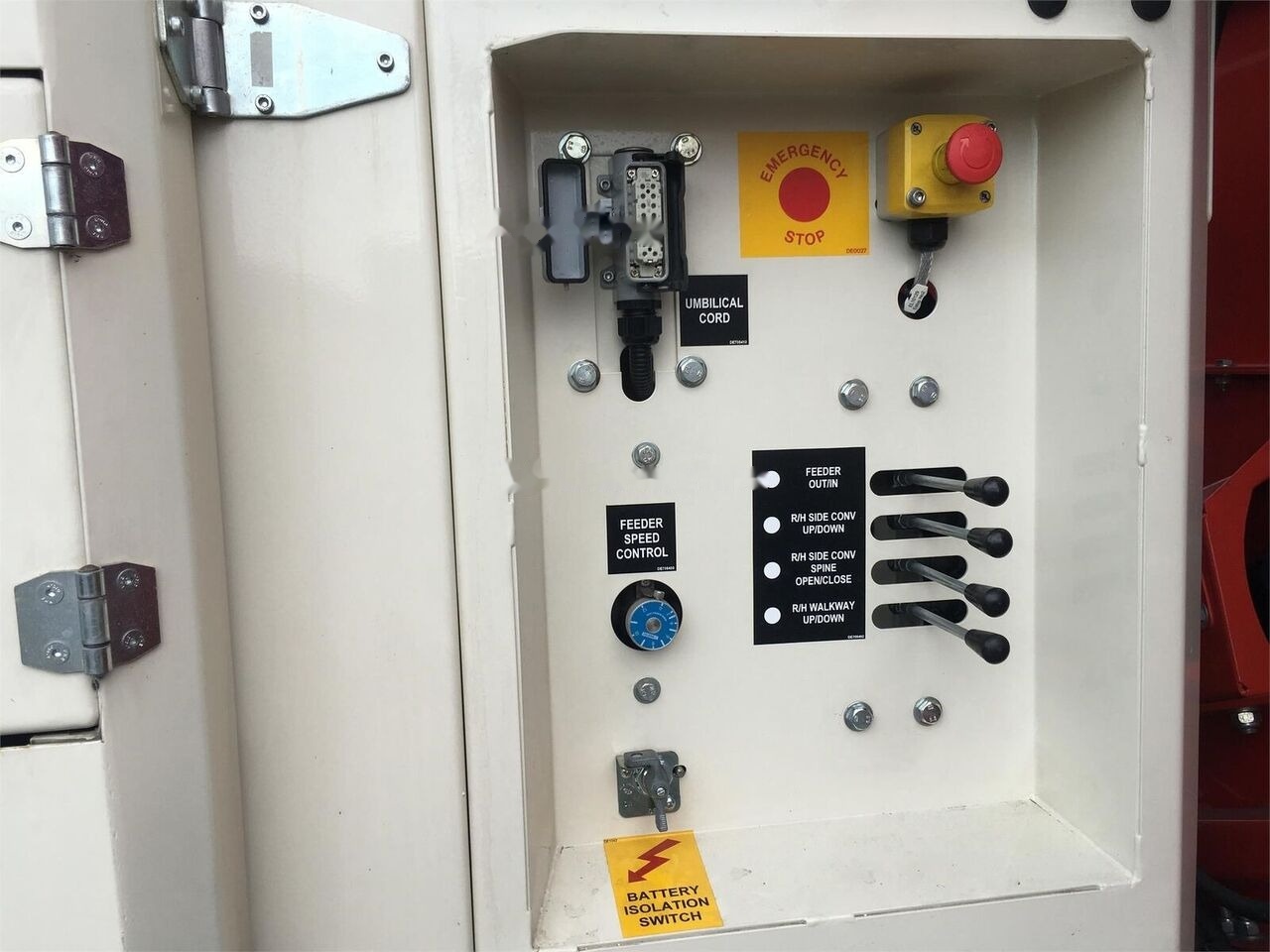 Sandvik QE341 - غربال: صور 1 Sandvik QE341 - غربال: صور 1