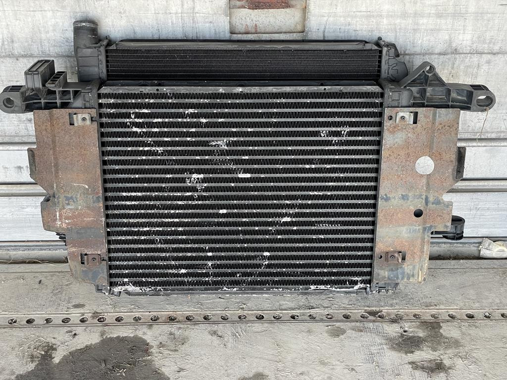 BEHR FOR MERCEDES VARIO - A 668 500 03 00 - المشعاع - شاحنة: صور 1 BEHR FOR MERCEDES VARIO - A 668 500 03 00 - المشعاع - شاحنة: صور 1