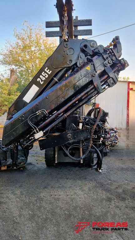 HIAB 245 E-4 WITH RADIO CONTROL - ونش كرين: صور 2 HIAB 245 E-4 WITH RADIO CONTROL - ونش كرين: صور 2