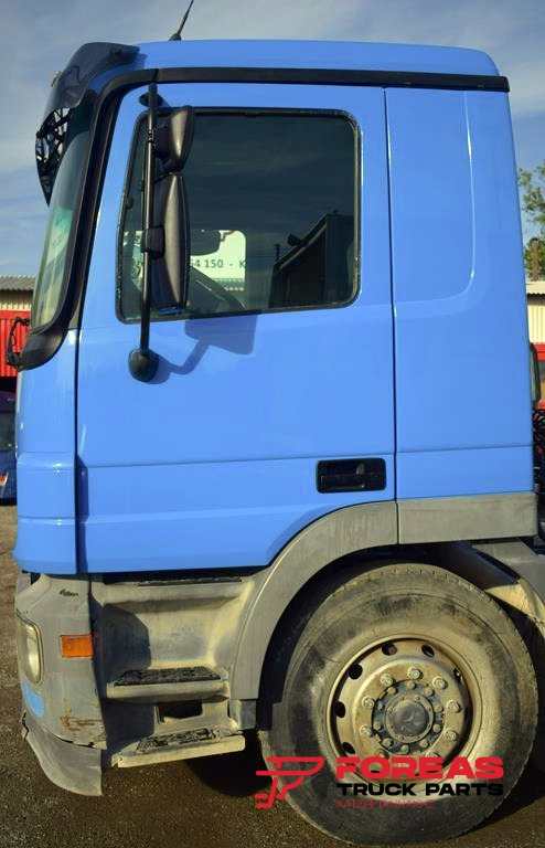 MERCEDES-BENZ ACTROS MP2 MEDIUM - الكبائن - شاحنة: صور 4 MERCEDES-BENZ ACTROS MP2 MEDIUM - الكبائن - شاحنة: صور 4