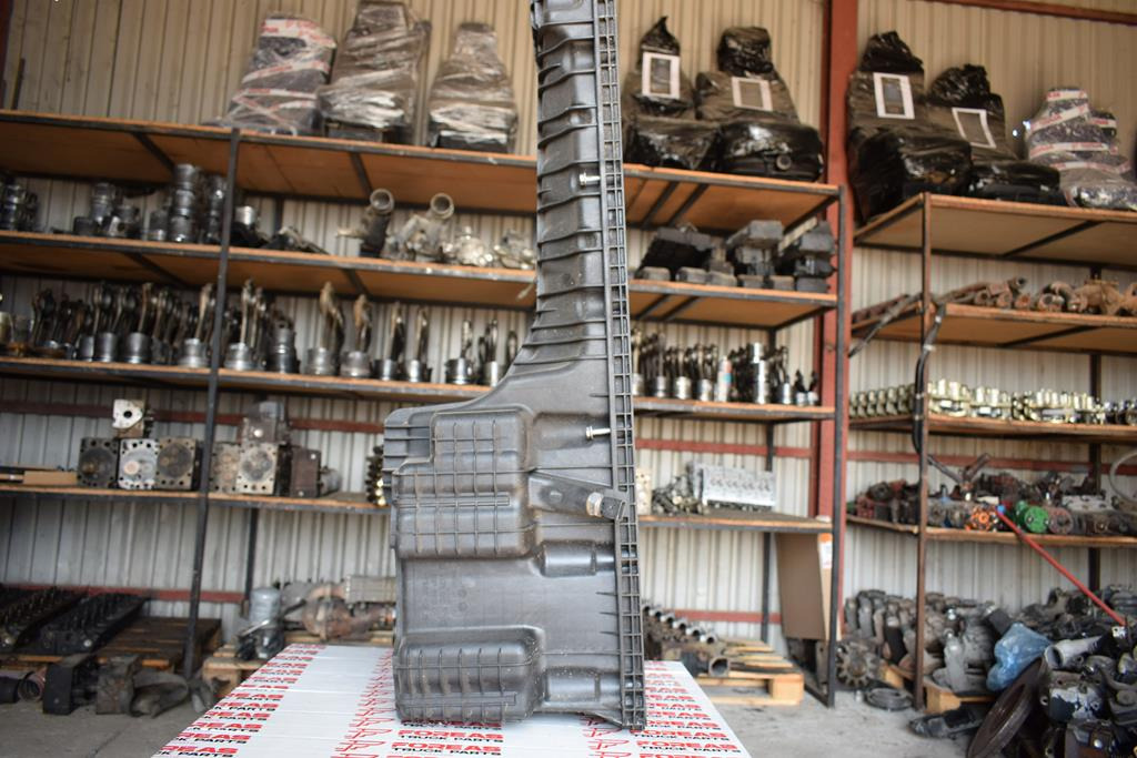 MERCEDES-BENZ ACTROS MP4 - حوض الزيت - شاحنة: صور 2 MERCEDES-BENZ ACTROS MP4 - حوض الزيت - شاحنة: صور 2