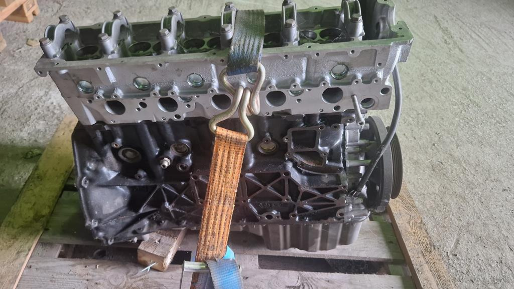 MERCEDES-BENZ SPRINTER 602.980 LONG BLOCK - REFURBISHED - المحرك - شاحنة: صور 1 MERCEDES-BENZ SPRINTER 602.980 LONG BLOCK - REFURBISHED - المحرك - شاحنة: صور 1