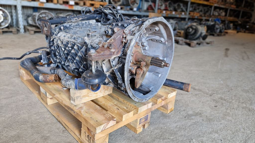 ZF ECOSPLIT 16S 221 WITH INTARDER FOR MAN - علبة التروس - شاحنة: صور 1 ZF ECOSPLIT 16S 221 WITH INTARDER FOR MAN - علبة التروس - شاحنة: صور 1