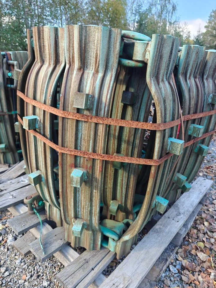 Clark TXSG Wheel Tracks - مسارات للحفارات - معدات الغابات: صور 3 Clark TXSG Wheel Tracks - مسارات للحفارات - معدات الغابات: صور 3