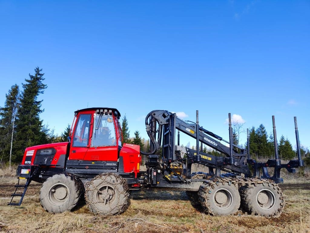 Komatsu 875 - شاحنات نقل الأخشاب في الغابات: صور 2 Komatsu 875 - شاحنات نقل الأخشاب في الغابات: صور 2