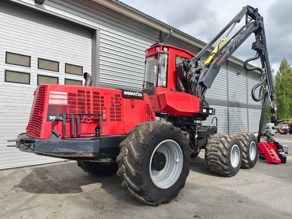 Komatsu 901 TX.1 - الحصادات: صور 5 Komatsu 901 TX.1 - الحصادات: صور 5
