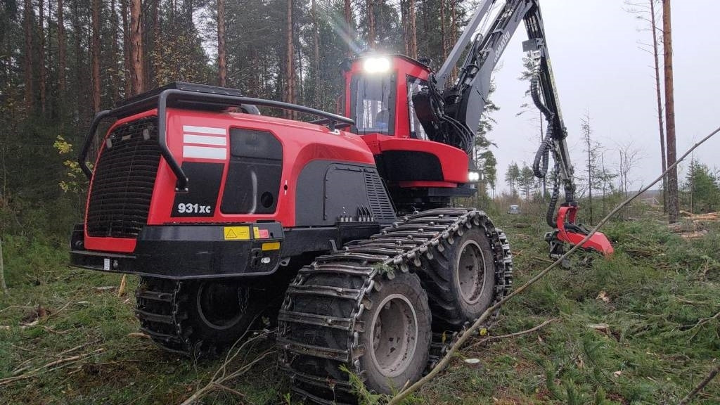 Komatsu 931 XC - الحصادات: صور 4 Komatsu 931 XC - الحصادات: صور 4