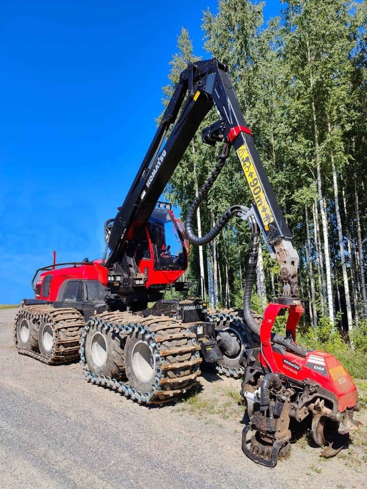 Komatsu 931 XC - الحصادات: صور 5 Komatsu 931 XC - الحصادات: صور 5