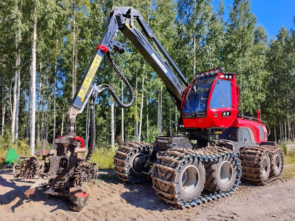 Komatsu 931 XC - الحصادات: صور 1 Komatsu 931 XC - الحصادات: صور 1