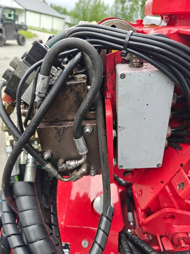 رؤوس حصادات Valmet 945.1: صور 8