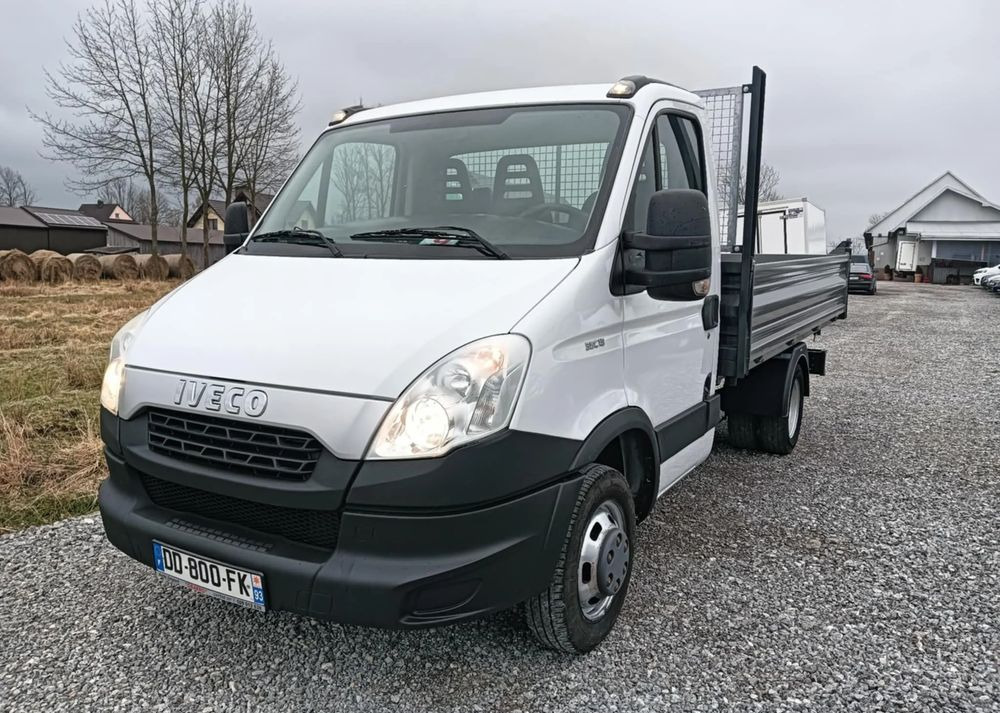 Iveco 35C13,35C12, 35C14, 35C15 - قلاب صغير: صور 4 Iveco 35C13,35C12, 35C14, 35C15 - قلاب صغير: صور 4