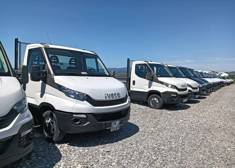 Iveco 35C13, 35C12, 35C14, 35C15 - الشاحنات الصغيرة المبردة: صور 4 Iveco 35C13, 35C12, 35C14, 35C15 - الشاحنات الصغيرة المبردة: صور 4