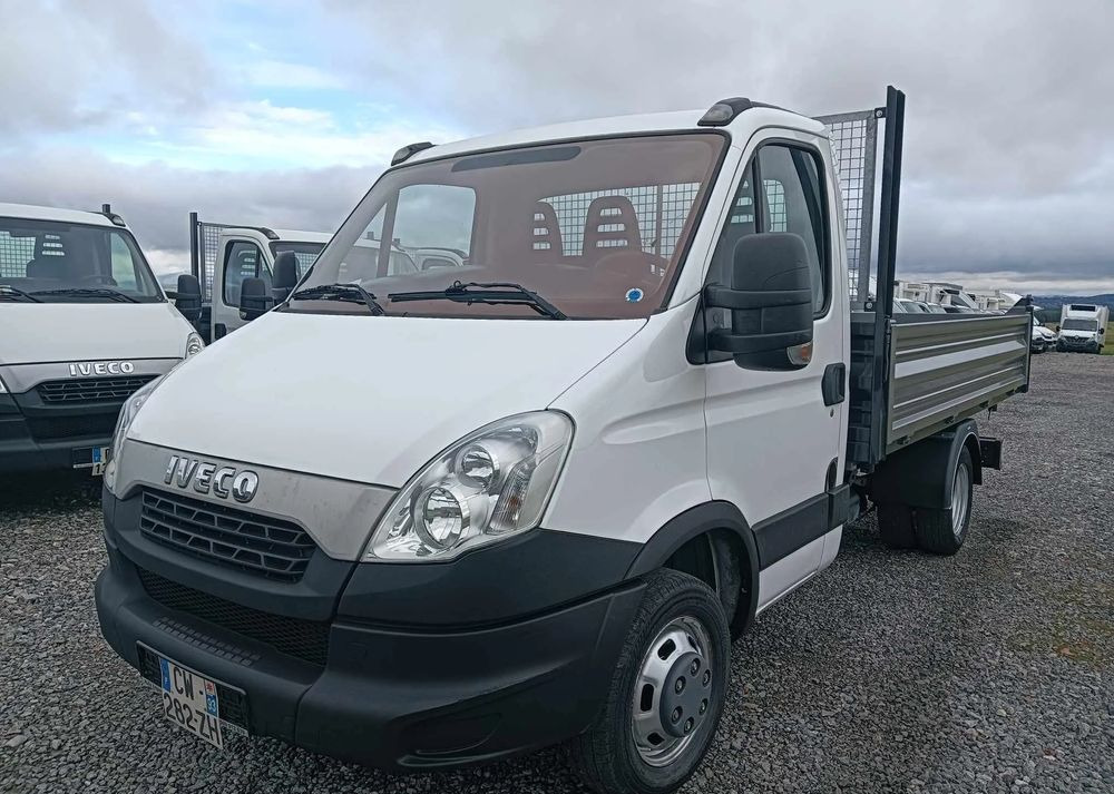 Iveco 35C13, 35C12 - قلاب صغير: صور 5 Iveco 35C13, 35C12 - قلاب صغير: صور 5