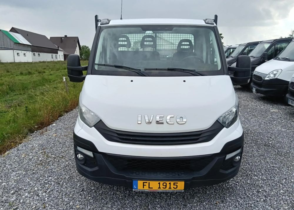Iveco 35C14,35C13,35C12,35C15 - قلاب صغير: صور 2 Iveco 35C14,35C13,35C12,35C15 - قلاب صغير: صور 2