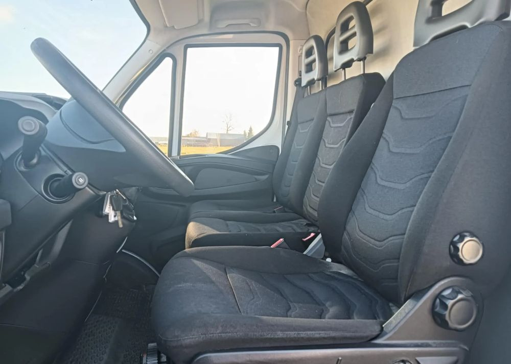 Iveco 35C14,35C13,35C12,35C15 - قلاب صغير: صور 4 Iveco 35C14,35C13,35C12,35C15 - قلاب صغير: صور 4