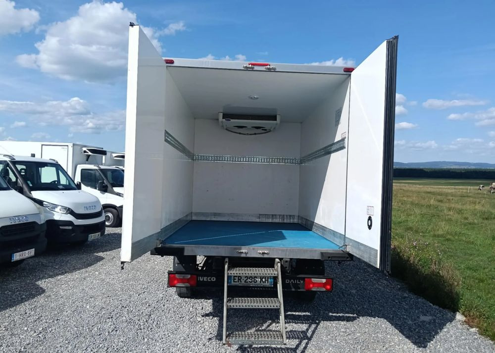 Iveco 35S16, 35S15, 35S14, 35S13, 35C13, 35C14 - الشاحنات الصغيرة المبردة: صور 5 Iveco 35S16, 35S15, 35S14, 35S13, 35C13, 35C14 - الشاحنات الصغيرة المبردة: صور 5