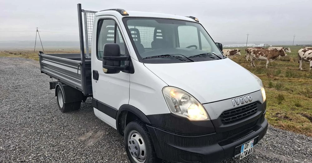 Iveco DAILY 35C13, 35C12, 35C15 - قلاب صغير: صور 2 Iveco DAILY 35C13, 35C12, 35C15 - قلاب صغير: صور 2