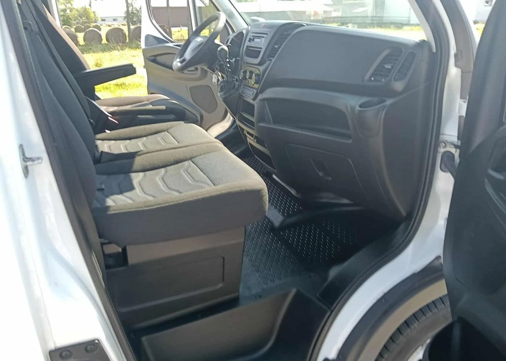 Iveco DAILY 35C14, 35C13, 35C12 - قلاب صغير: صور 5 Iveco DAILY 35C14, 35C13, 35C12 - قلاب صغير: صور 5