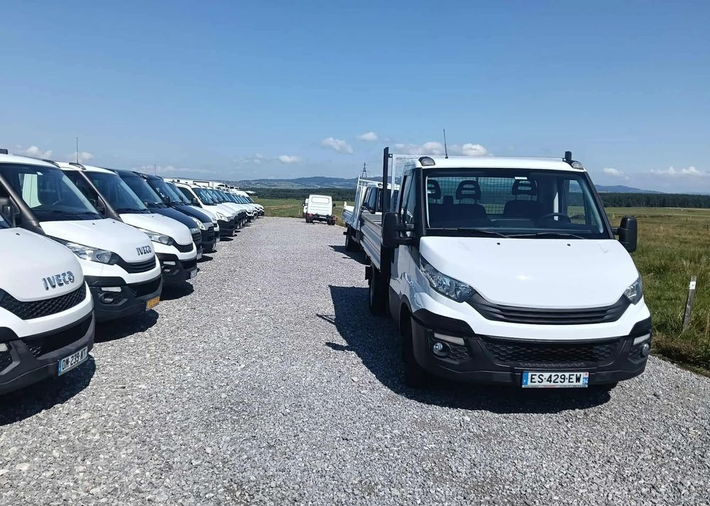 Iveco DAILY 35C14, 35C13, 35C12 - قلاب صغير: صور 4 Iveco DAILY 35C14, 35C13, 35C12 - قلاب صغير: صور 4