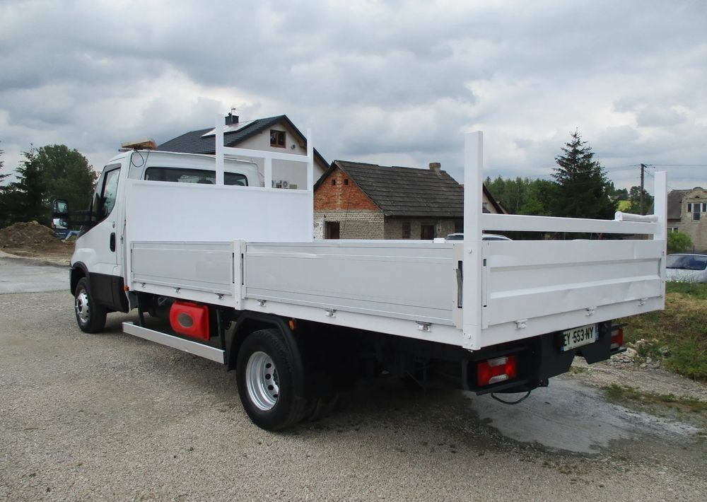 Iveco Daily 3.0 na bliźniaku 70C18 skrzynia, laweta, rama, HDS, 70-180 kiper - شاحنات مسطحة: صور 5 Iveco Daily 3.0 na bliźniaku 70C18 skrzynia, laweta, rama, HDS, 70-180 kiper - شاحنات مسطحة: صور 5