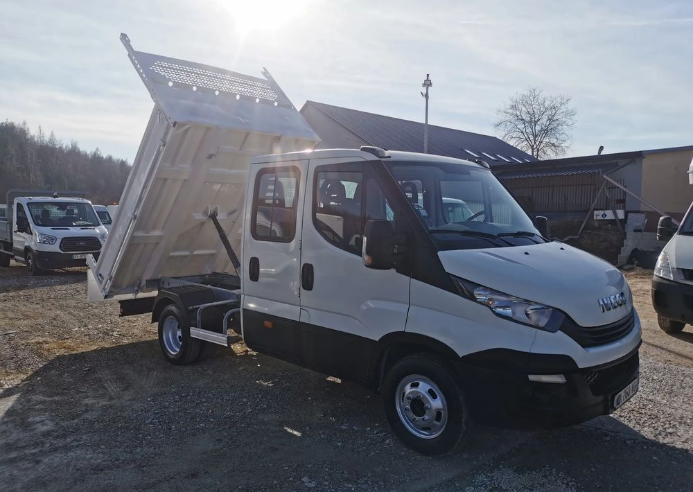 Iveco Daily 35C12 Brygadówka wywrotka 35-120 kiper doka Dubel klimatyzacja - قلاب صغير: صور 3 Iveco Daily 35C12 Brygadówka wywrotka 35-120 kiper doka Dubel klimatyzacja - قلاب صغير: صور 3