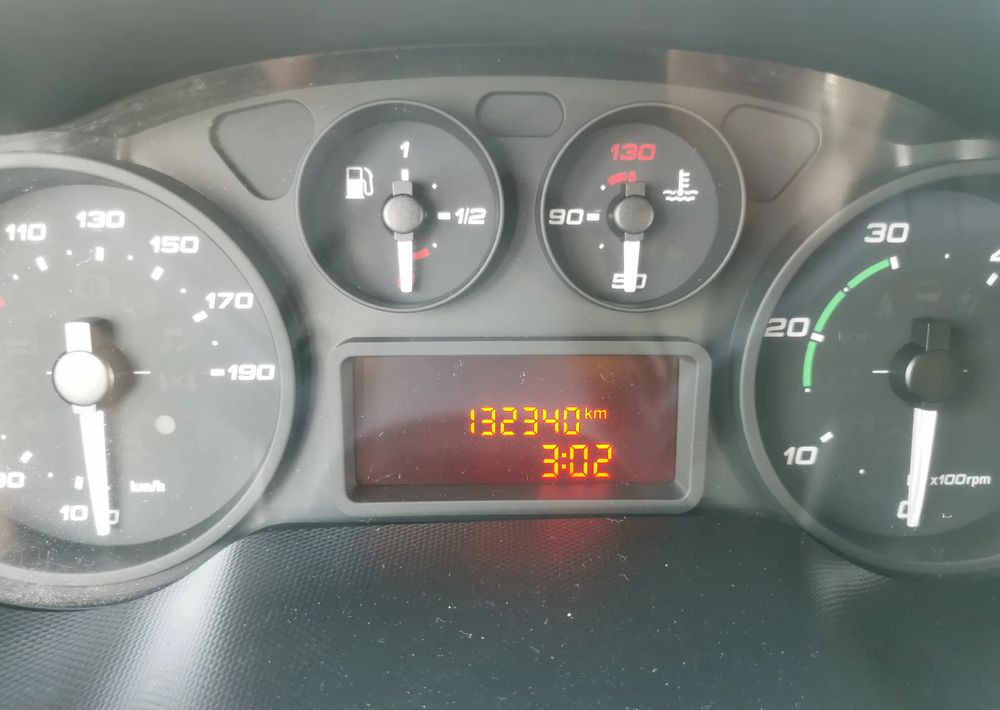 قلاب صغير Iveco Daily 35C13 Brygadówka Klima 35-130 wywrotka kiper doka Dubel: صور 17