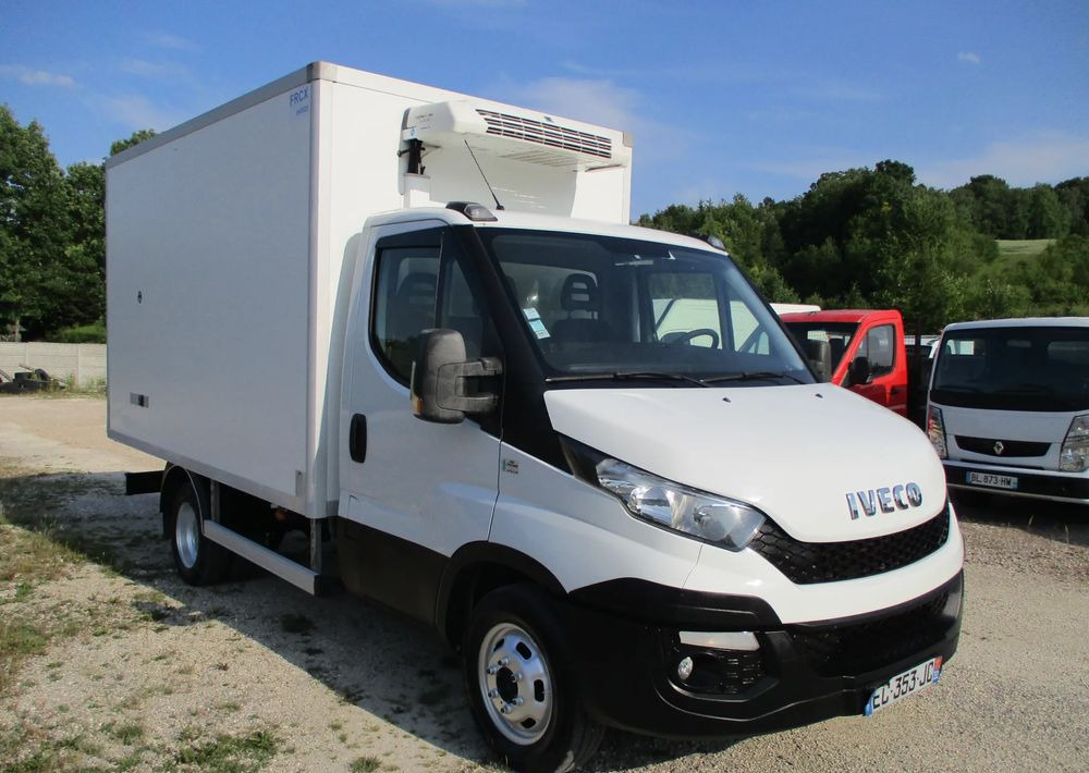 Iveco Daily 35C13 chłodnia Mroźnia na bliźniaku 35-130 Thermo King agregat - الشاحنات الصغيرة المبردة: صور 2 Iveco Daily 35C13 chłodnia Mroźnia na bliźniaku 35-130 Thermo King agregat - الشاحنات الصغيرة المبردة: صور 2