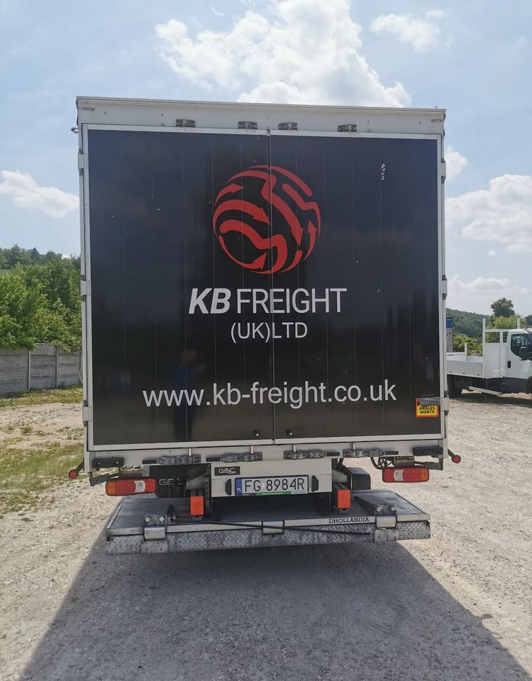 Iveco Daily 72-180 na Gwarancji Burtofirana15pal Dach suwany Winda 1.5T Pneumatyka 70C18 automat Hi-Matic - شاحنة ستارة: صور 4 Iveco Daily 72-180 na Gwarancji Burtofirana15pal Dach suwany Winda 1.5T Pneumatyka 70C18 automat Hi-Matic - شاحنة ستارة: صور 4