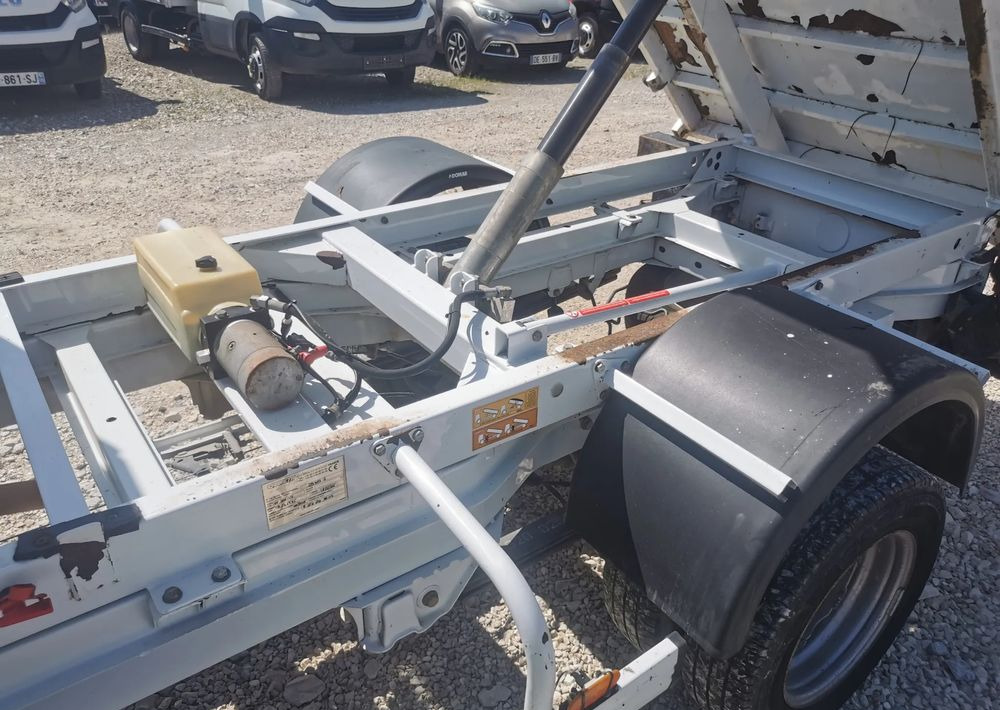 قلاب صغير Mercedes-Benz Sprinter 514 kiper Wywrotka blizniak 2.2CDI - 140KM skrzynka sprowadzony: صور 8 قلاب صغير Mercedes-Benz Sprinter 514 kiper Wywrotka blizniak 2.2CDI - 140KM skrzynka sprowadzony: صور 8