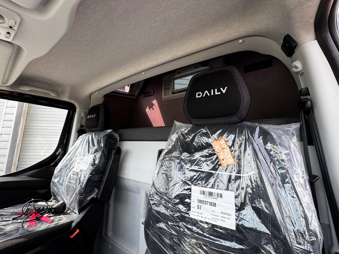 تأجير IVECO DAILY 35S21 IVECO DAILY 35S21: صور 12