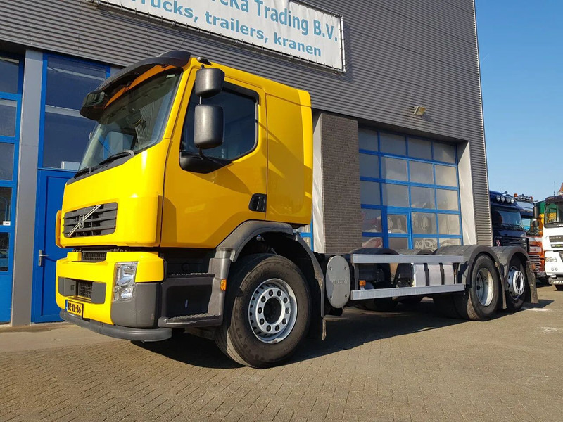 Volvo FE 300 EEV 6X2 Retarder Pto 234.000 KM TÜV - الشاسيه شاحنة: صور 1 Volvo FE 300 EEV 6X2 Retarder Pto 234.000 KM TÜV - الشاسيه شاحنة: صور 1