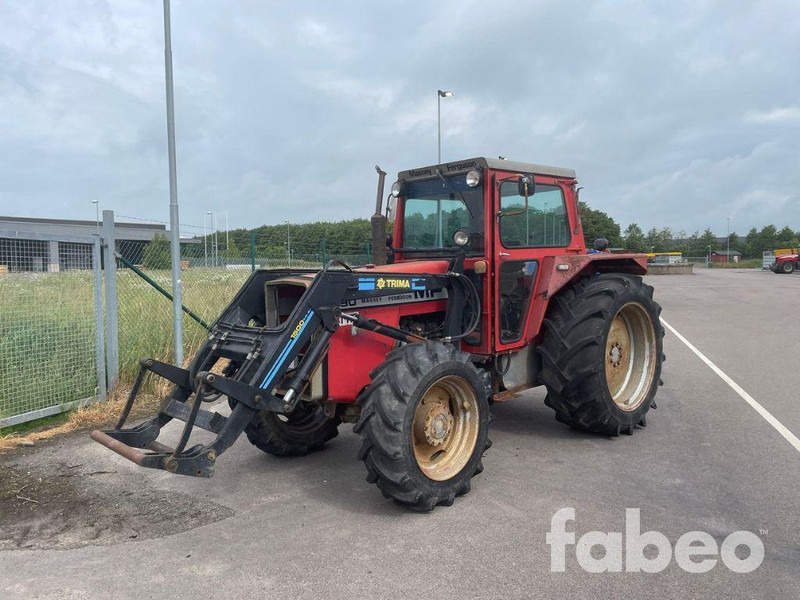 Massey Ferguson 590 4WD - جرار: صور 1 Massey Ferguson 590 4WD - جرار: صور 1