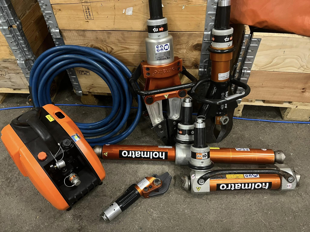 Holmatro PPU15 C - Jaws of life - المطافئ: صور 1 Holmatro PPU15 C - Jaws of life - المطافئ: صور 1
