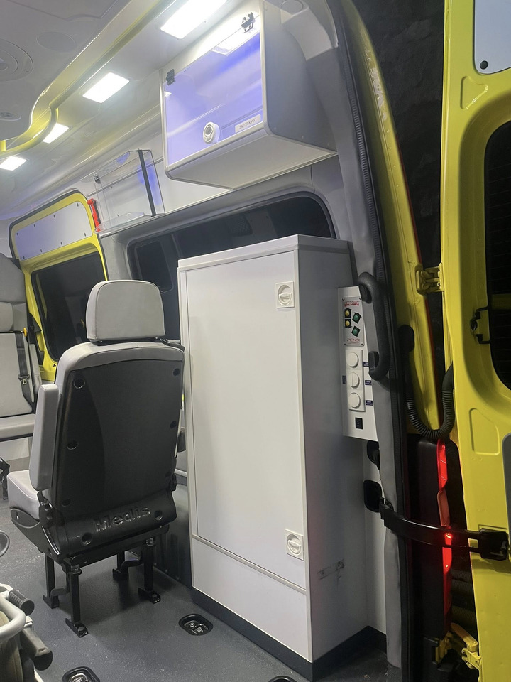 سيارة إسعاف MERCEDES-BENZ Sprinter 319 - Light AMBULANCE / shvydka dopomo: صور 29