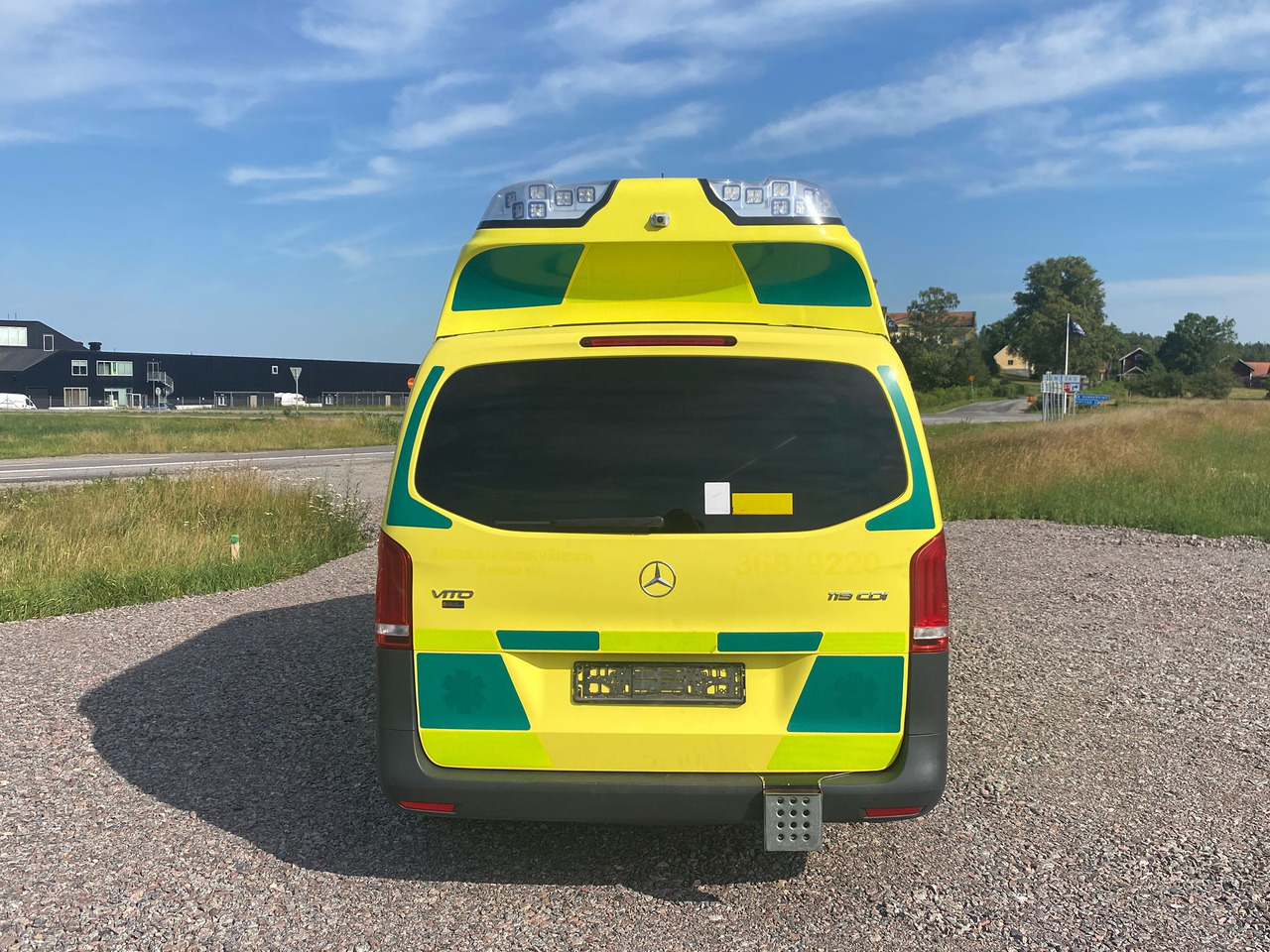 MERCEDES-BENZ Vito 119 4x4 - Ambulans / AMBULANCE - سيارة إسعاف: صور 3 MERCEDES-BENZ Vito 119 4x4 - Ambulans / AMBULANCE - سيارة إسعاف: صور 3