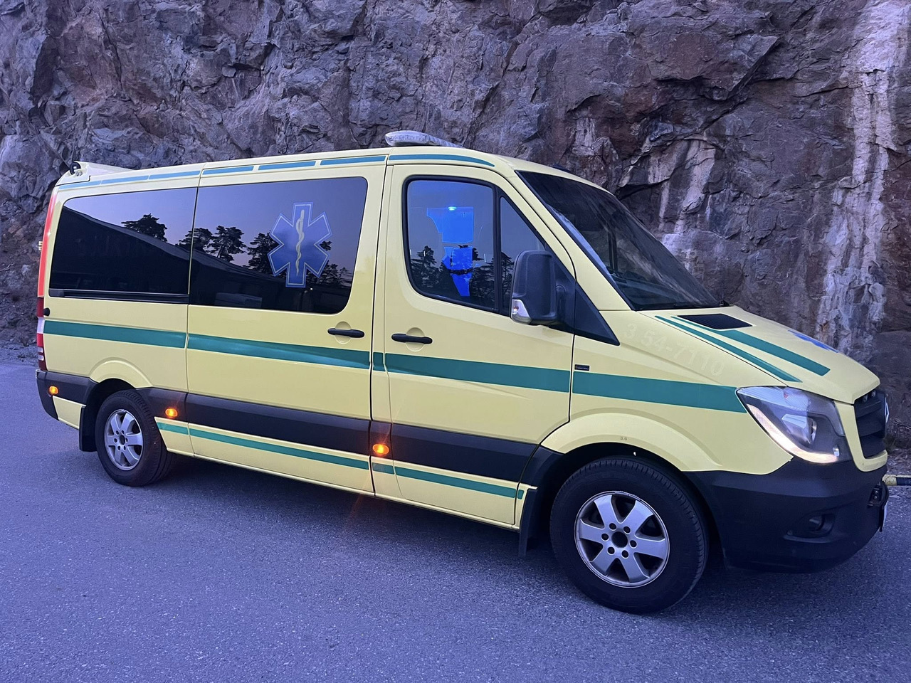 Mercedes-Benz Sprinter 316 - 2 stretcher AMBULANCE / Krankenwagen / Швидка допомога - سيارة إسعاف: صور 2 Mercedes-Benz Sprinter 316 - 2 stretcher AMBULANCE / Krankenwagen / Швидка допомога - سيارة إسعاف: صور 2