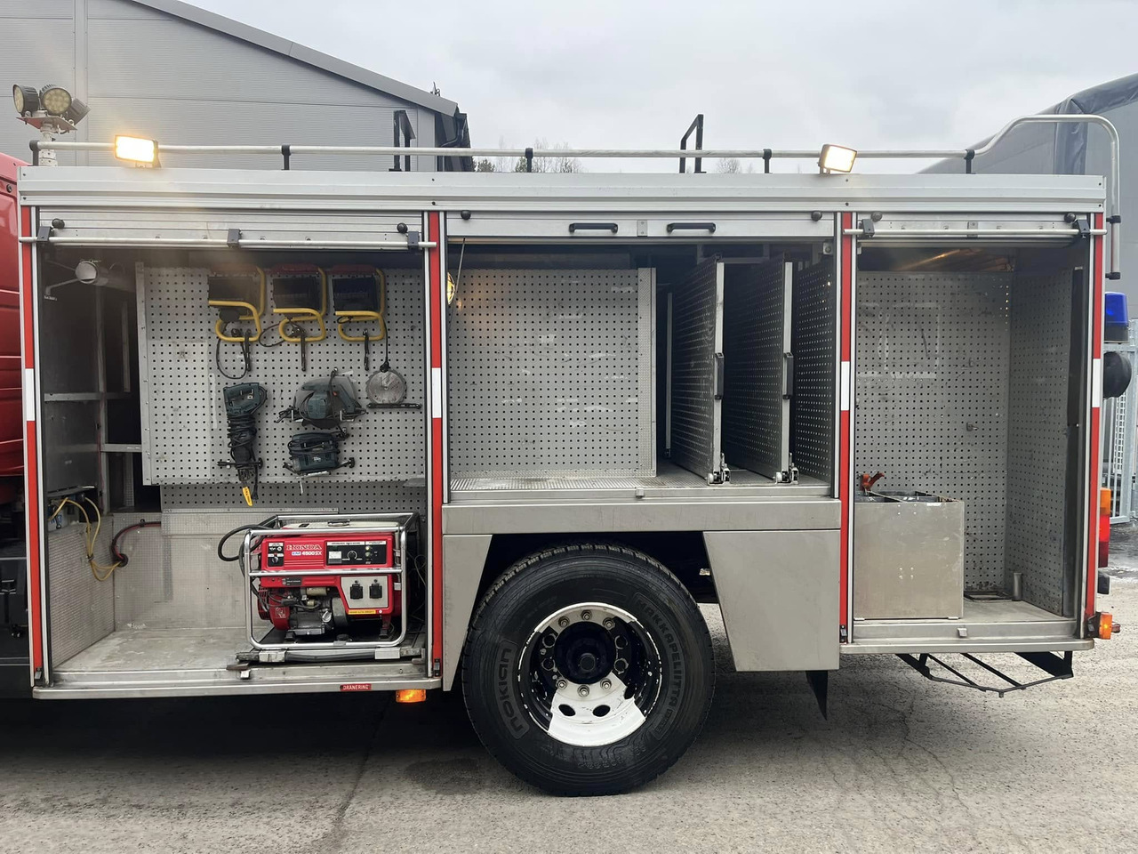 Scania P93ML - Fire engine /firetruck /släckbil / brandbil - المطافئ: صور 4 Scania P93ML - Fire engine /firetruck /släckbil / brandbil - المطافئ: صور 4