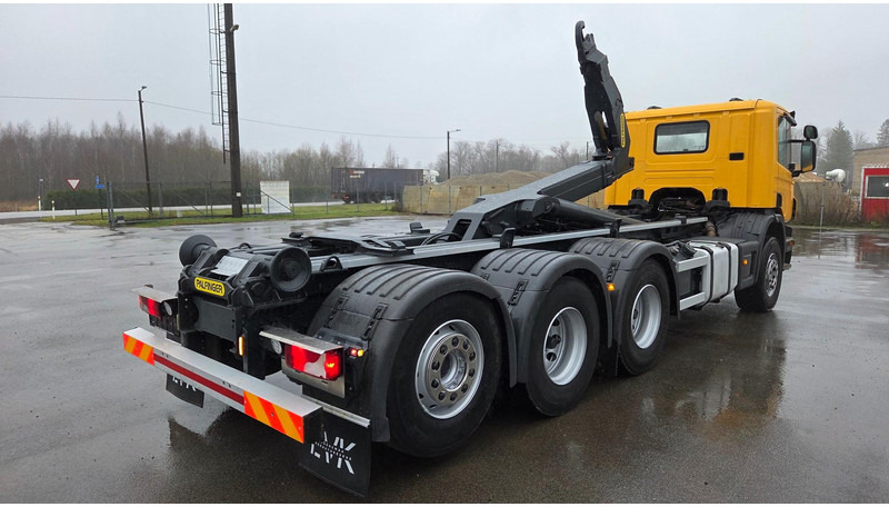 Scania P400 8X4*4 Retarder - شاحنة ذات الخطاف: صور 3 Scania P400 8X4*4 Retarder - شاحنة ذات الخطاف: صور 3