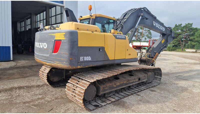 Volvo EC180DL - حفارات زحافة: صور 3 Volvo EC180DL - حفارات زحافة: صور 3