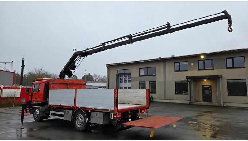 Volvo FL220 4X2 HIAB 077 - شاحنات مسطحة, شاحنة كرين: صور 4 Volvo FL220 4X2 HIAB 077 - شاحنات مسطحة, شاحنة كرين: صور 4